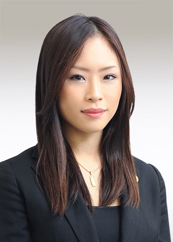 弁護士 出縄 絢
